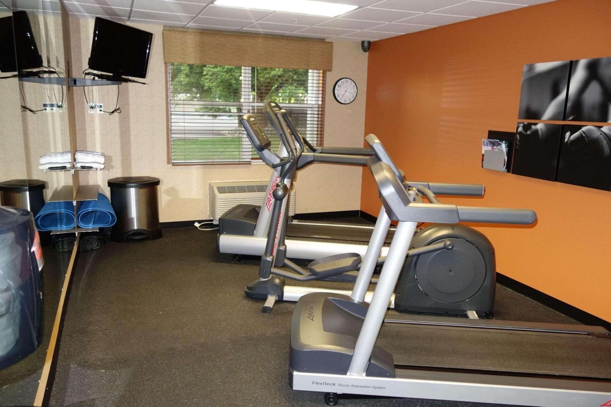 Country Inn & Suites By Radisson, Lansing, Mi Esterno foto