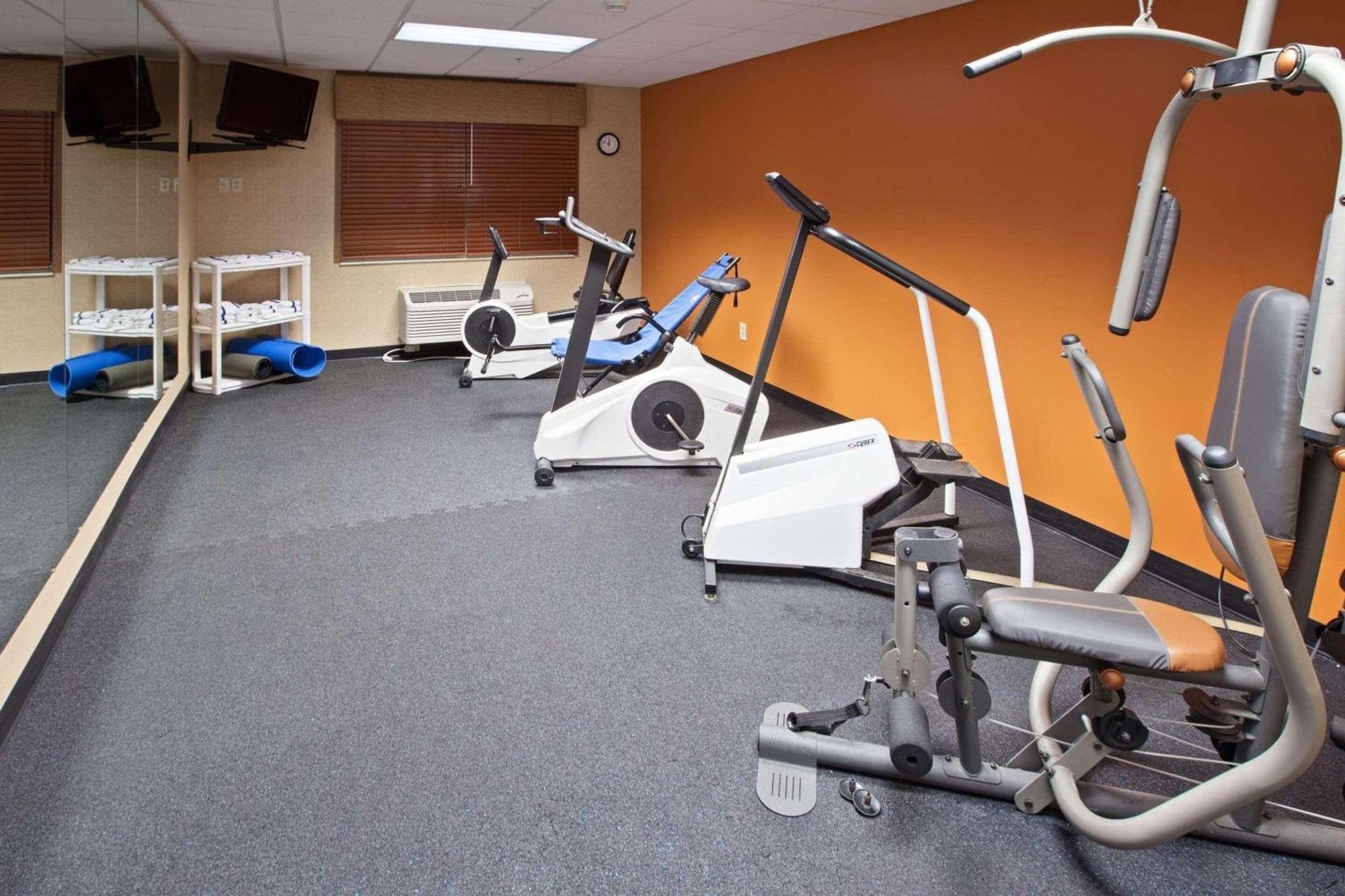 Country Inn & Suites By Radisson, Lansing, Mi Esterno foto