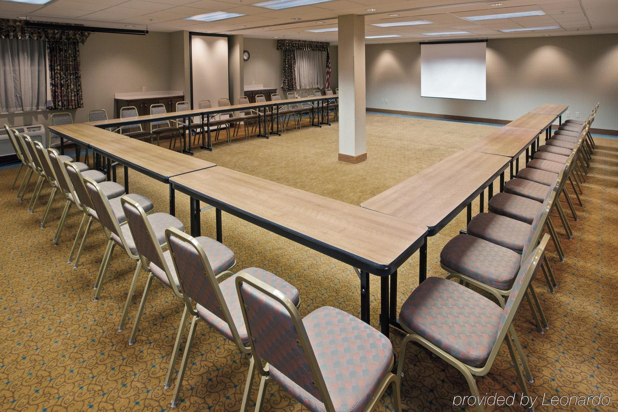 Country Inn & Suites By Radisson, Lansing, Mi Affari foto