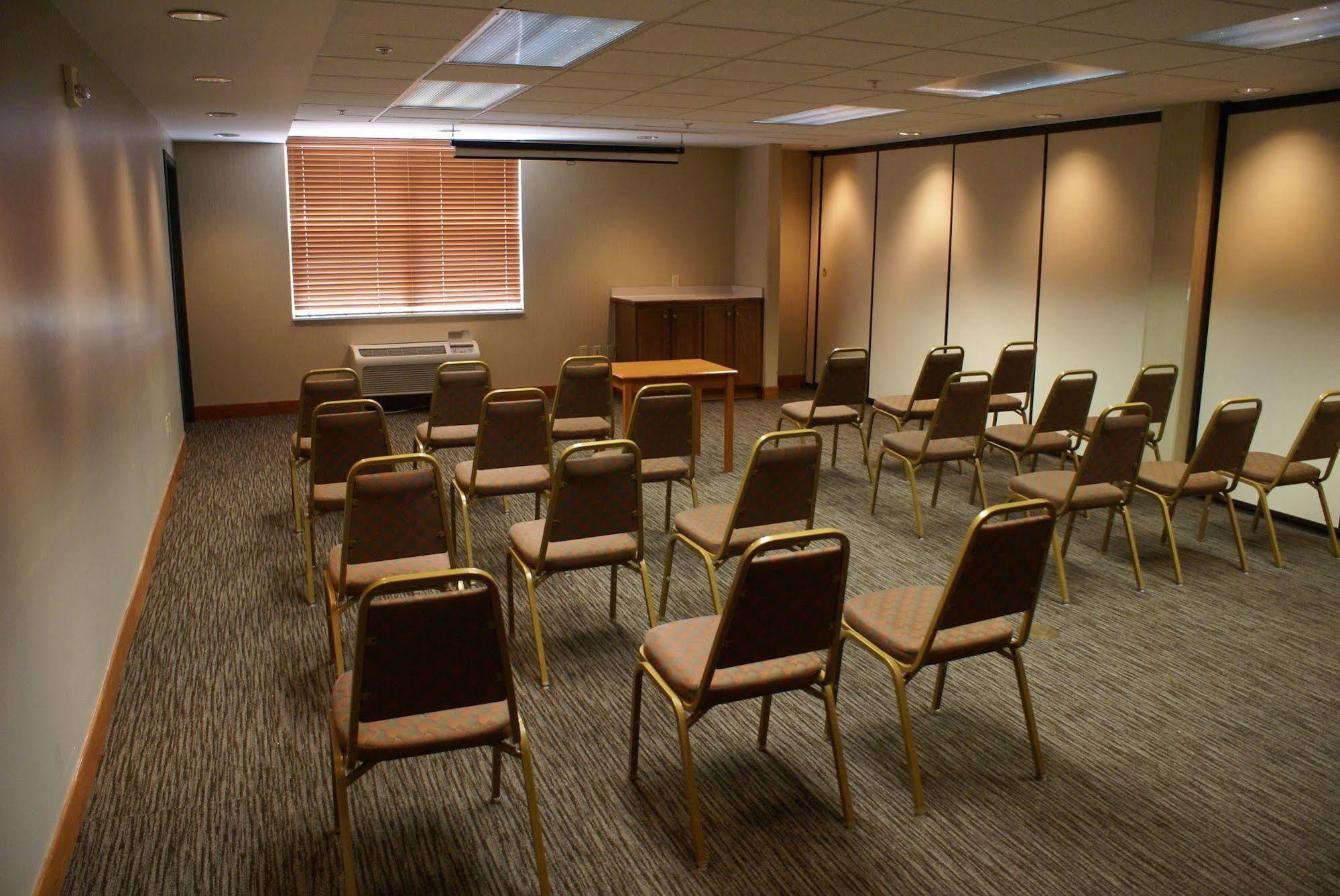 Country Inn & Suites By Radisson, Lansing, Mi Esterno foto